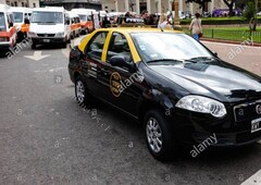 Vendo derecho de taxi colectivo vigente