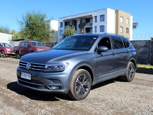 VOLKSWAGEN TIGUAN Tiguan TSI AT Limited 180HP Suv / Station Wagon 2021