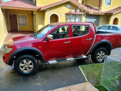 Camioneta Mitsubishi L200 2010 Katana 4x4