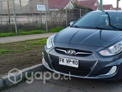 Hyundai accent 2013