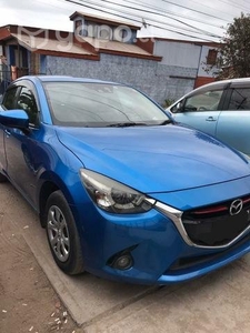 MAZDA 2 2016