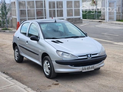 Peugeot 206 2002