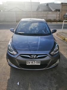 HYUNDAY ACCENT RB GL 1.4 - 2014
