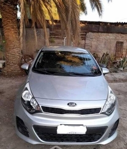 Kia Rio 5 Año 2017