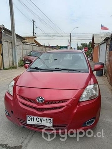 Toyota yaris 2011