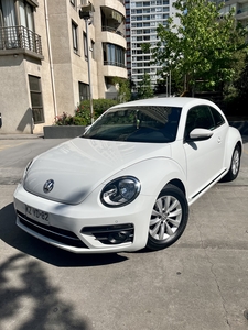 Vehiculos Volkswagen 2019 Beetle
