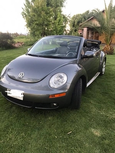 VENDO HERMOSO VW BEETLE DESCAPOTABLE AUTOMATICO