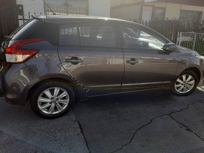 Vendo Toyota Yaris Sport