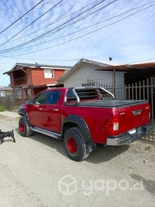 Toyota hilux 2016 4x4 2.8