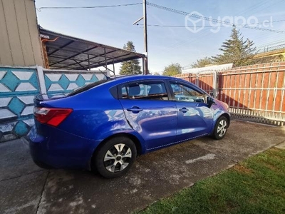 Kia rio 4 2013