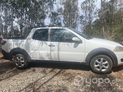 Camioneta fiat strada, año 2018