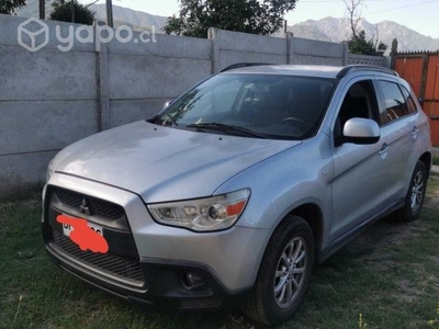 Mitsubishi asx 2011