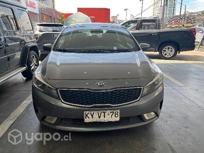 Se vende Kia motors cerato 2019