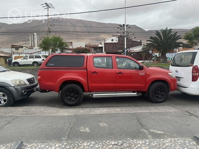 Camioneta Toyota hiluk 3.0 4x4. 2013. LIBERTADA