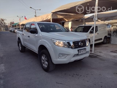 Nissan Np300 2016 Bencinera 2.5 XE Full Equipo