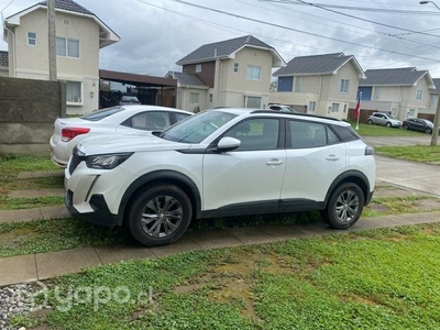 Peugeot 2008 petrolero 1.5 año 2021 - 90 mil km