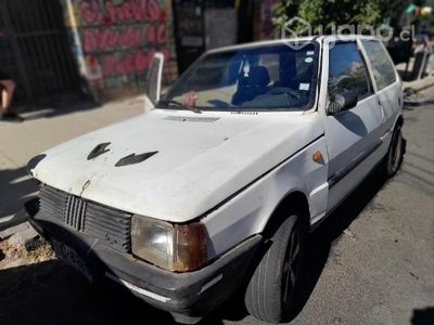 Fiat uno transferible