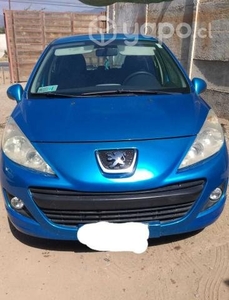 Peugeot 207 2012