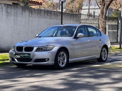 BMW 320 D 2011
