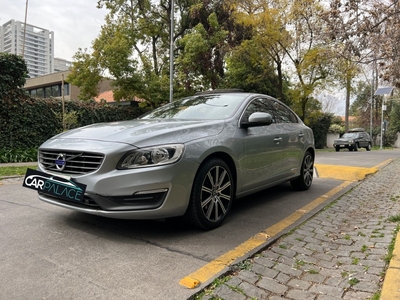 VOLVO S60 T4 LIMITED 2015