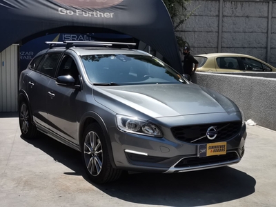 Volvo V60 2.5 T5 Cross Country Limited Awd At 5p 2016 Usado en Temuco