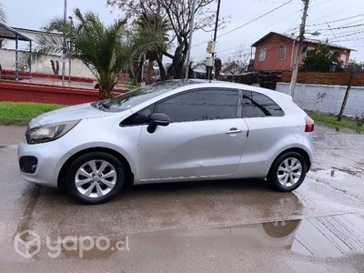 kia río 3 por renovación