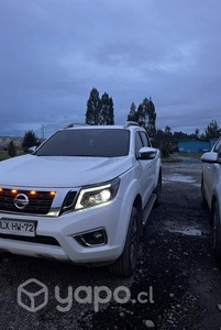 Nissan np300 LE