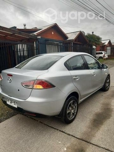 Auto Mazda 2 año 2012