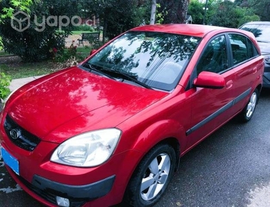 Kia motors rio 2010