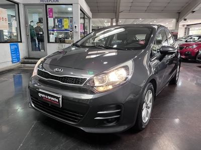 Kia Rio 5 Ex Ub 1.4l 6mt Full 2015 Usado en Ñuñoa