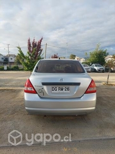 Se vende nissan tiida por no uso