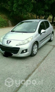 Peugeot 207 1.4 , trendy 90Hp 2010