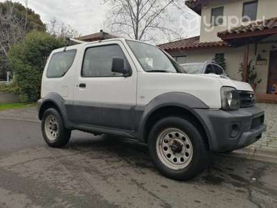 Suzuki jimny 2015