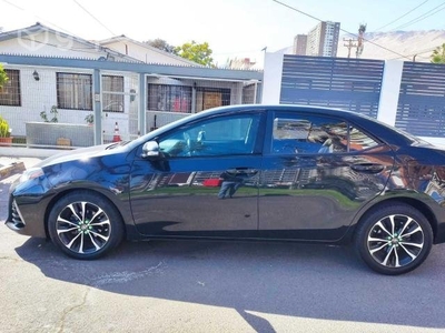 Toyota corolla 2019 negro