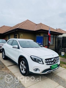 Mercedes benz gla200 2019