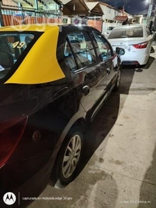 Renault símbolo 2018 taxi