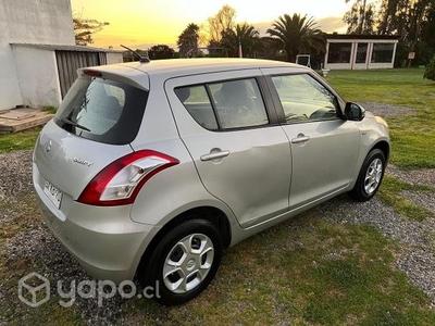 Suzuki swift 2015