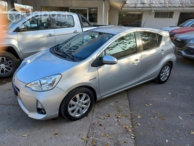Toyota prius 2014