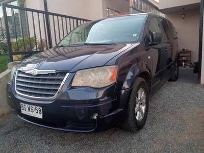 Chrysler TOWM AND COUNTRY 2.8 DIESEL 3 FILAS 2009