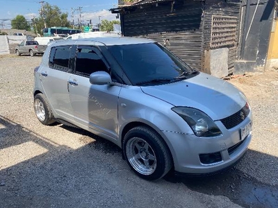 SUZUKI SWIFT GLS FULL - 2011