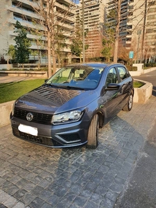 Vendo Volkswagen Gol Comfortline 1.6 año 2022