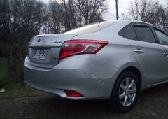 Toyota yaris gli 2014 full