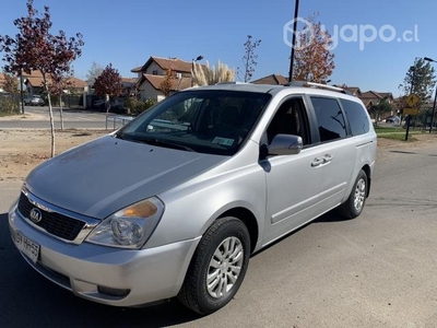 Kia grand carnival Lx