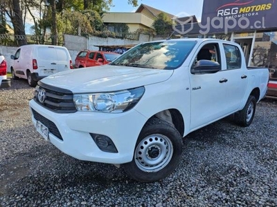 Toyota Hilux 2.4D Manual DX 2018