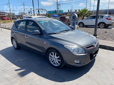 Hiunday I30 1600 cc, diesel turbo, año 2008