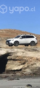 Mitsubishi Outlander 4x4, automático 2018 7 pasaje