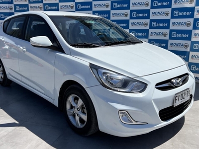 Hyundai Accent Rb Hb Gls 1.6 2013 Usado en Santiago