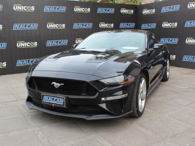 Ford Mustang $ 33.990.000