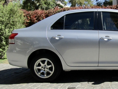 Vehiculos Toyota 2008 Yaris