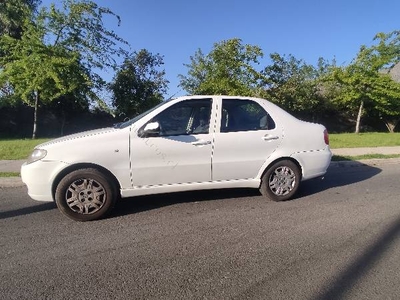 Vendo Fiat Siena HLX 1.8 2007